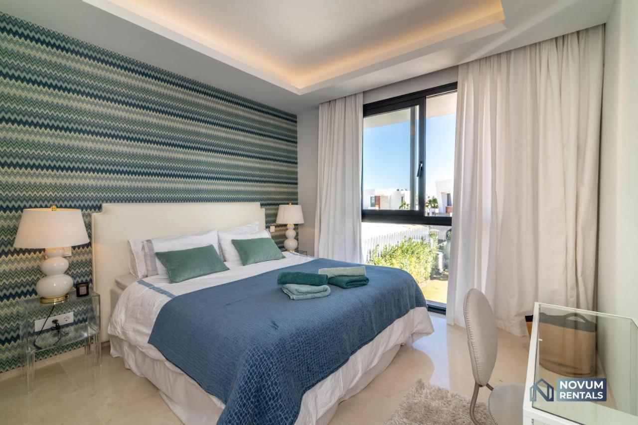 Villa Extravagant 5-bdrm - Heated Pool & Gym *